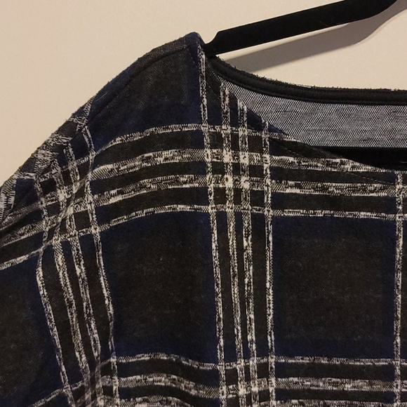 Plaid Sweater - Picture 3 of 3